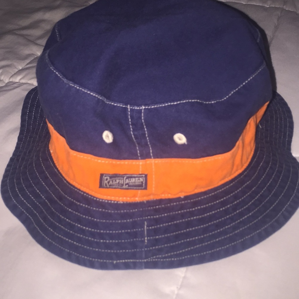 Bucket hat reversible